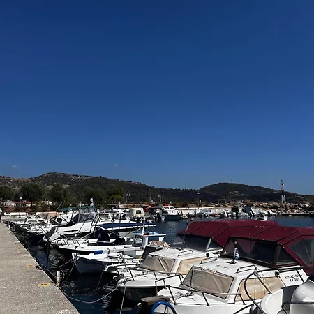 Daire Theloft Kavala
